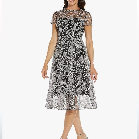 NWT Adrianna Papell Women's Embroidered Midi Fit and Flare size 6 black & white - Picture 2 of 15